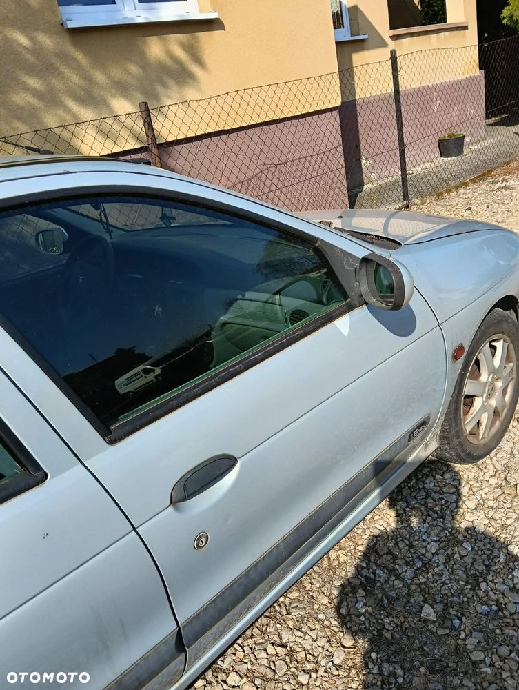 Renault Megane 1.6 - 3