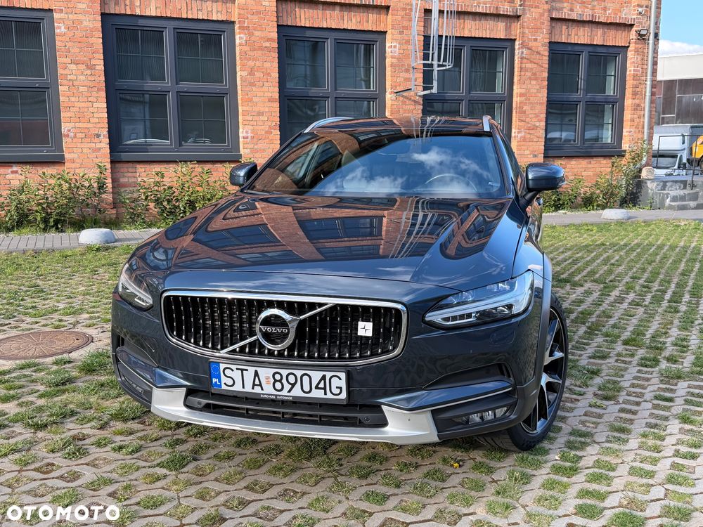 Volvo V90 Cross Country D5 AWD Geartronic - 4