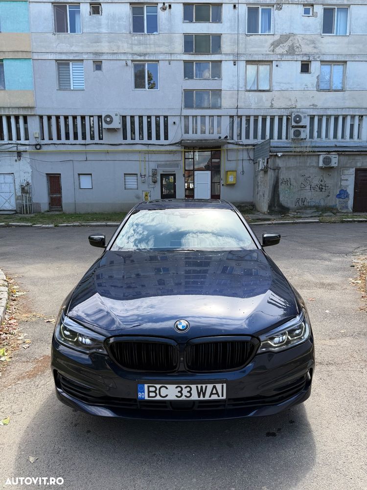 BMW Seria 5 520d xDrive AT - 28