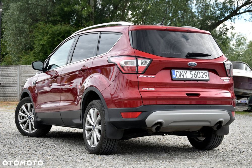 Ford Escape 2.0 EcoBoost AWD Titanium - 11