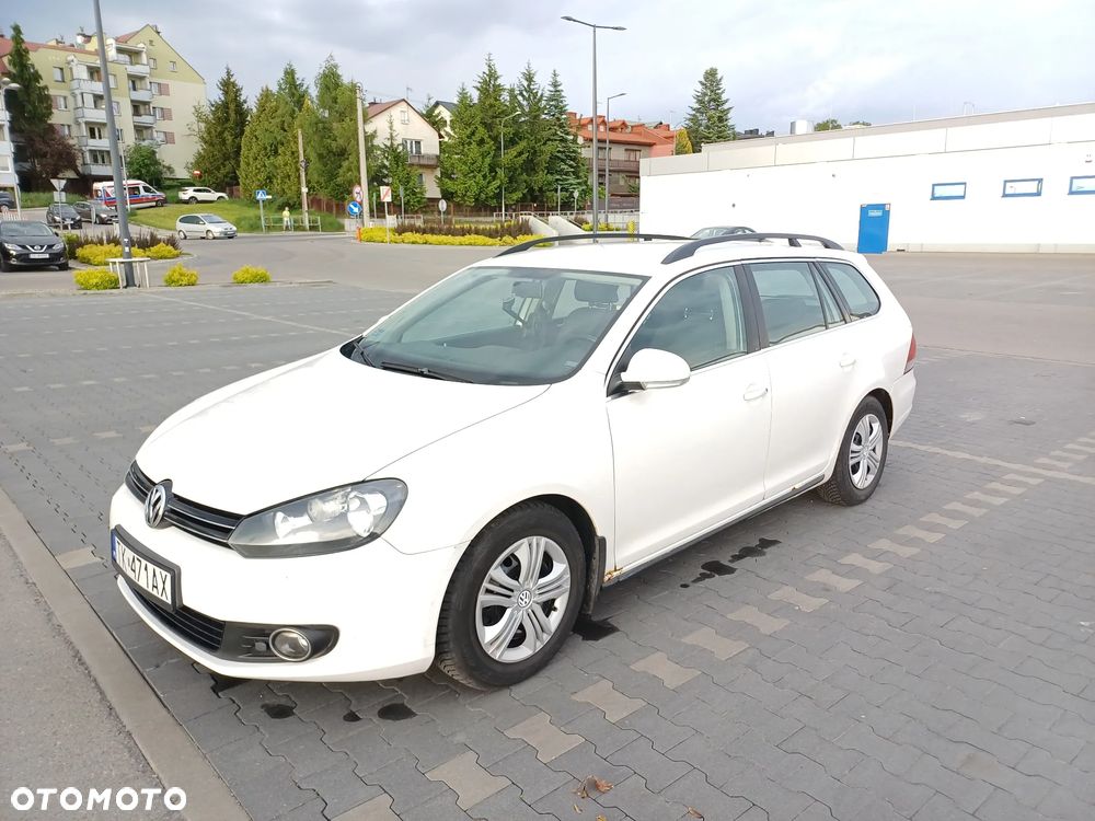 Volkswagen Golf - 1