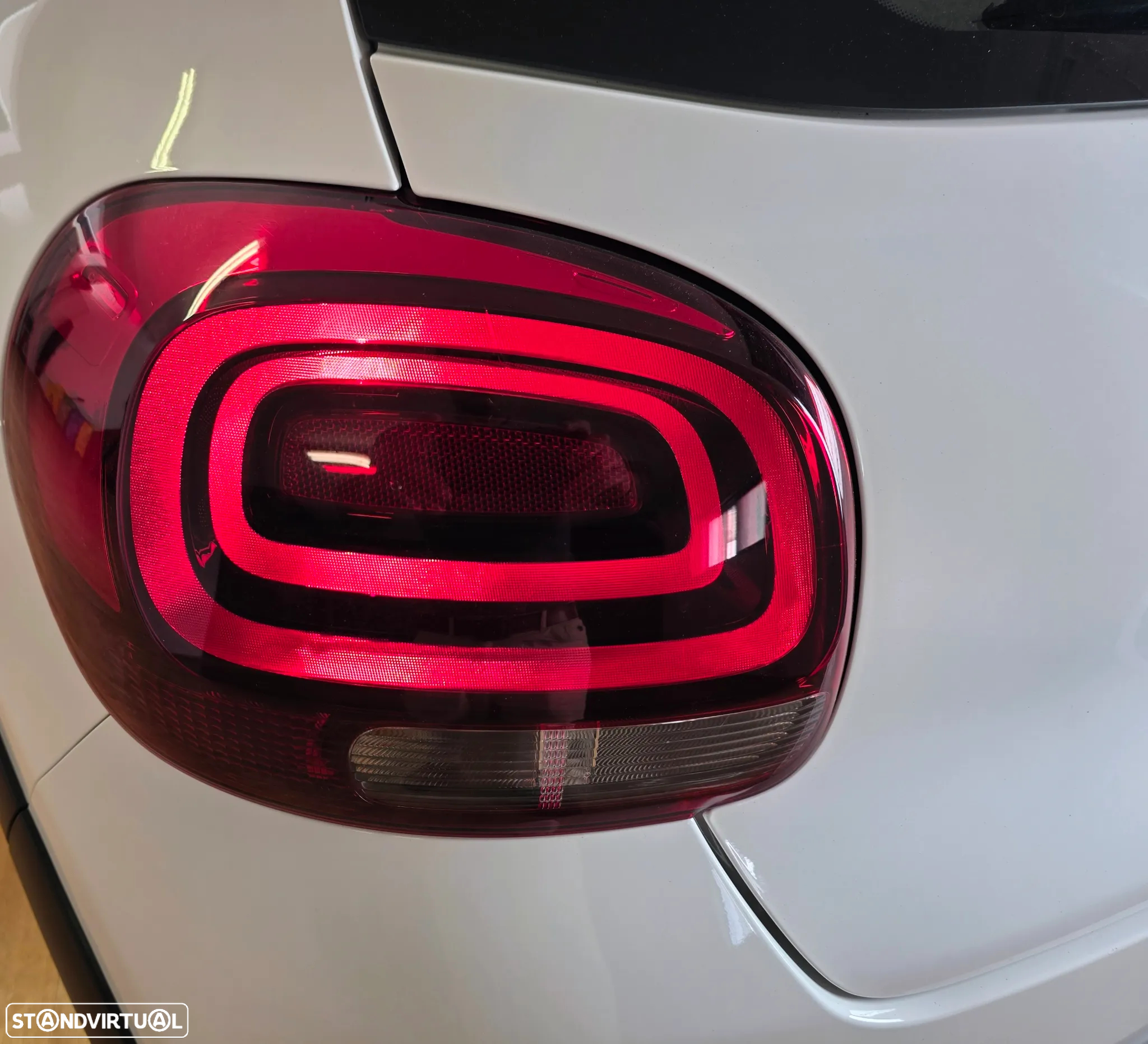 Citroën C3 1.2 PureTech Shine - 14