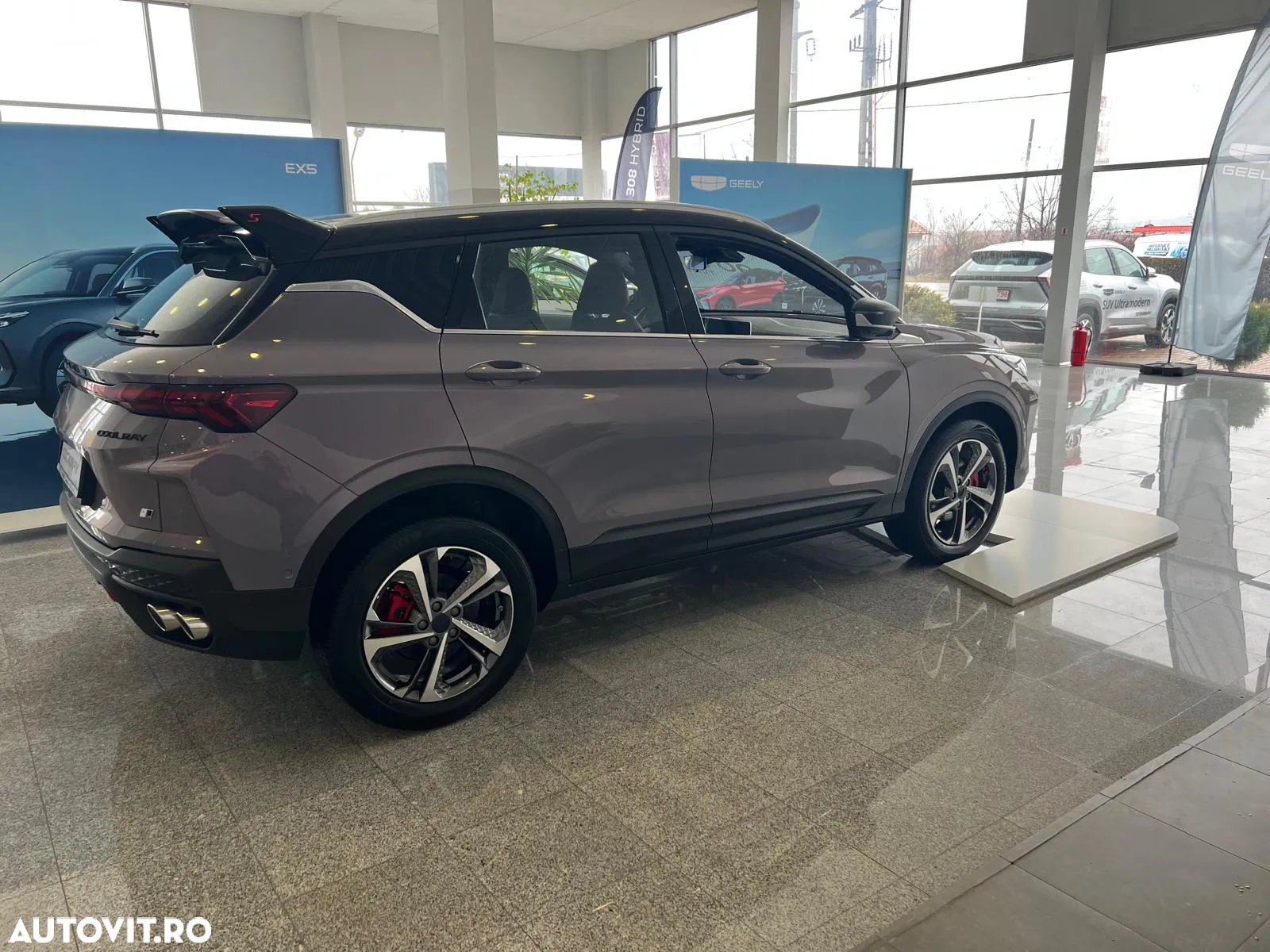 Geely Coolray - 5