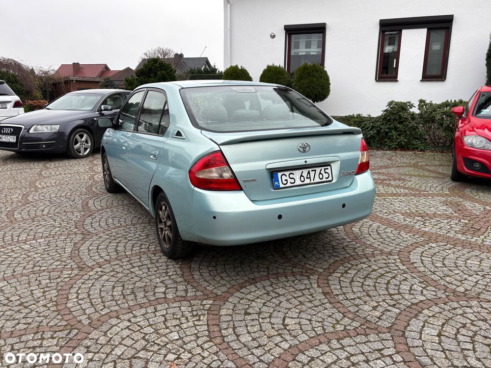 Toyota Prius 1.5 VVT-i Sol - 10