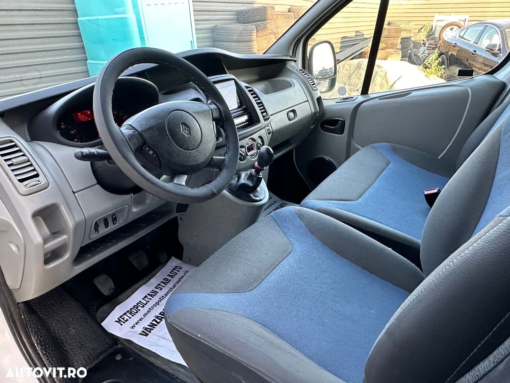 Renault Trafic - 8