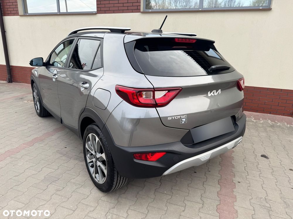 Kia Stonic 1.0 T-GDI MHEV L - 9
