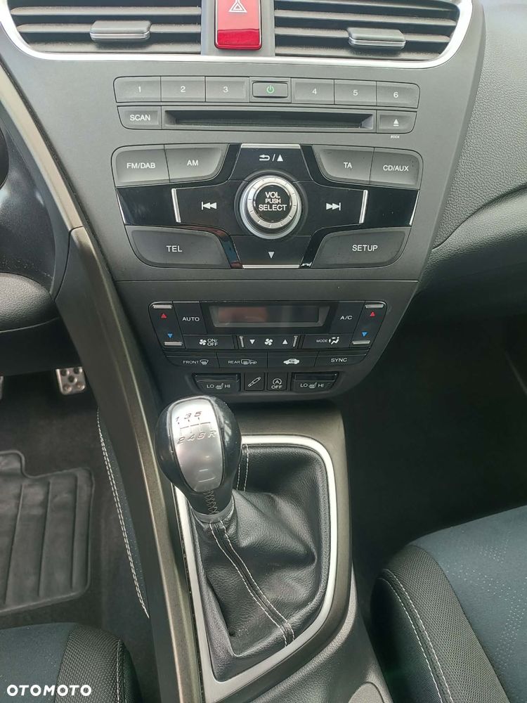 Honda Civic 1.8 i-VTEC Comfort - 13