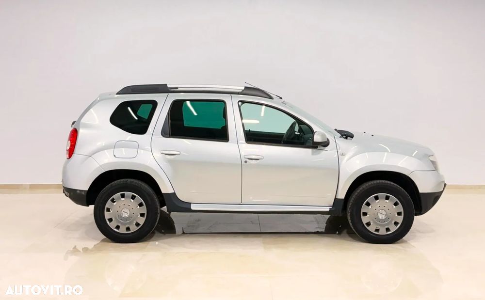 Dacia Duster 1.6 16V 4x4 Ambiance - 17