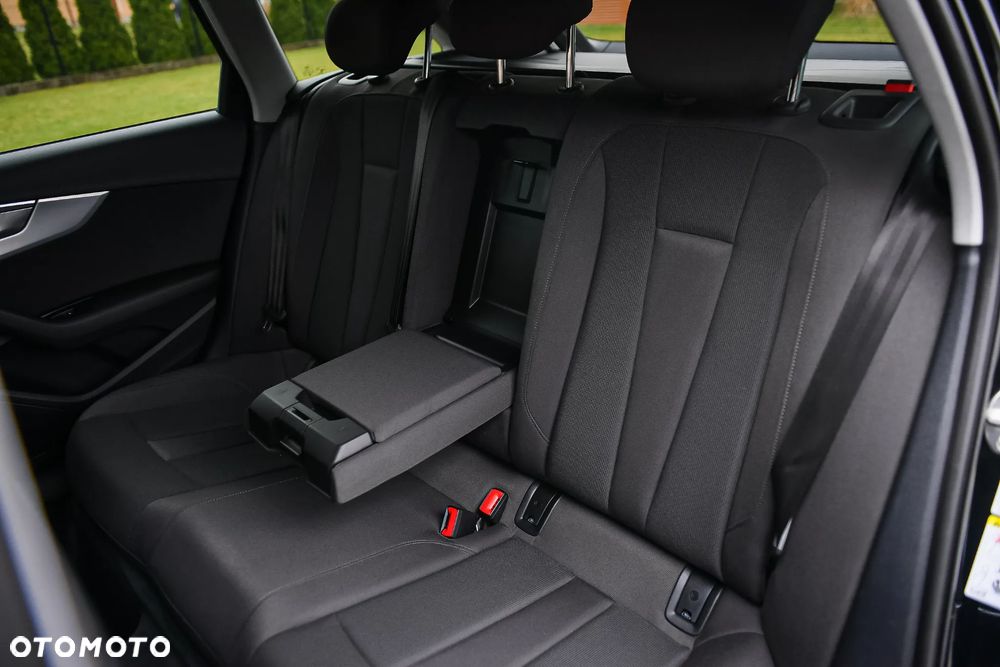 Audi A4 Avant 40 TDI quattro S tronic - 22