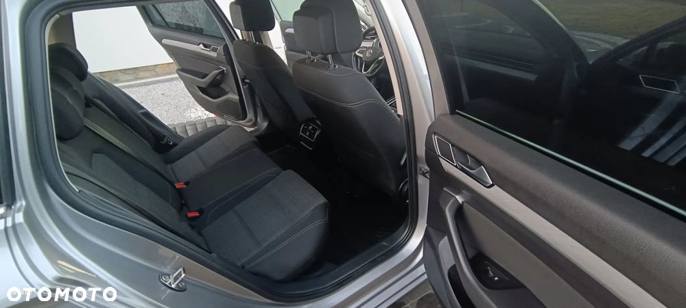 Volkswagen Passat 1.5 TSI EVO Business DSG - 16