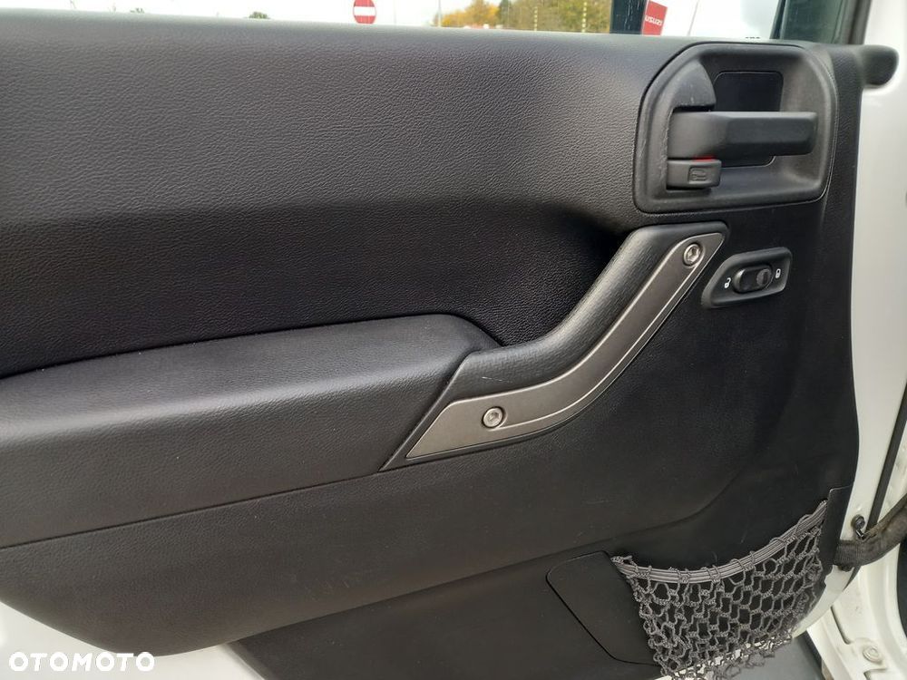 Jeep Wrangler - 20