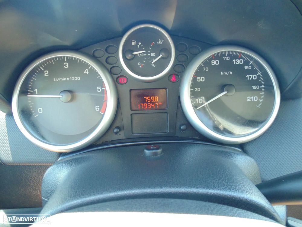 Peugeot 207 1.4 HDI - 20