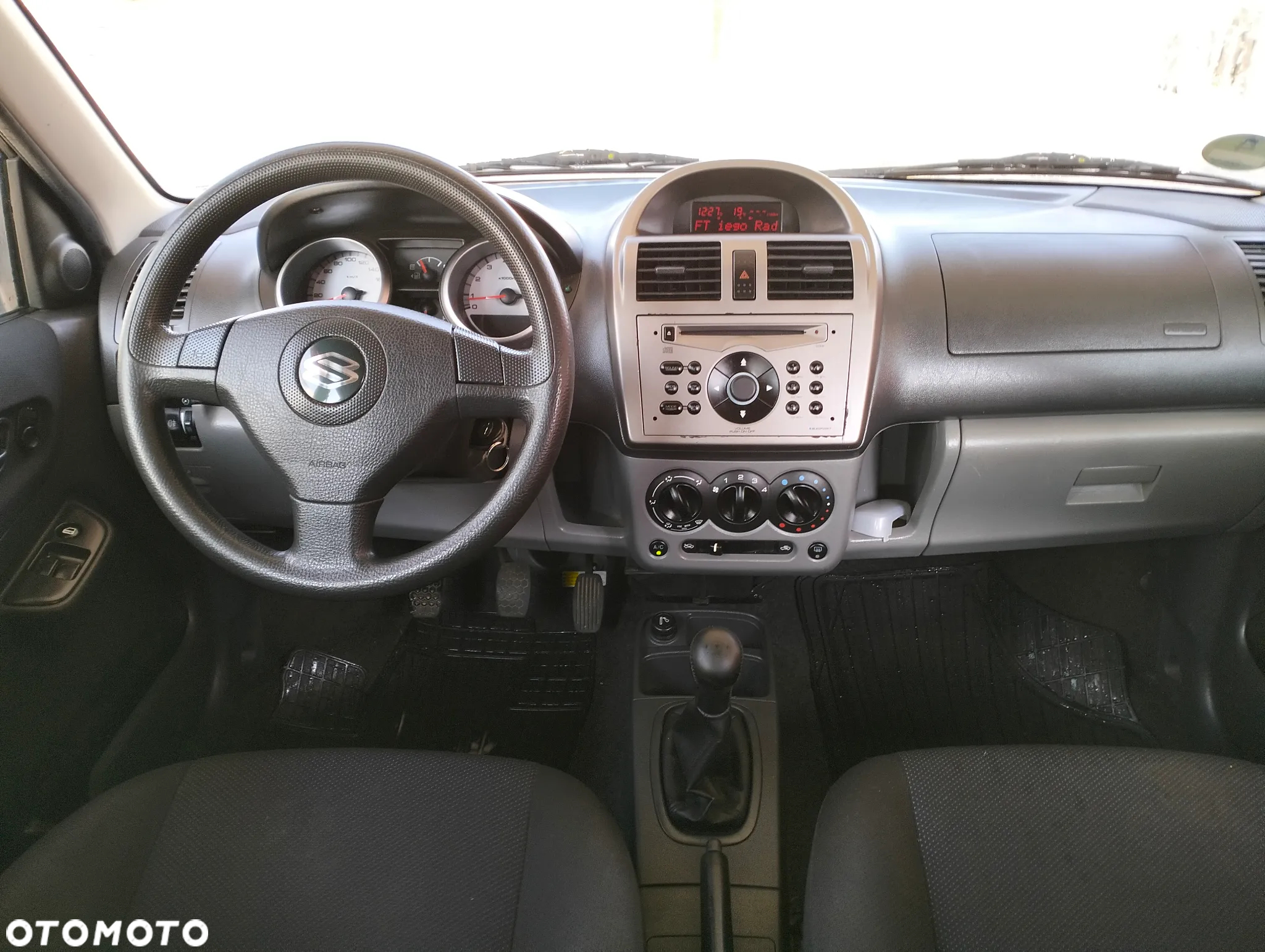 Suzuki Ignis 1.3 4x4 Snow White - 33