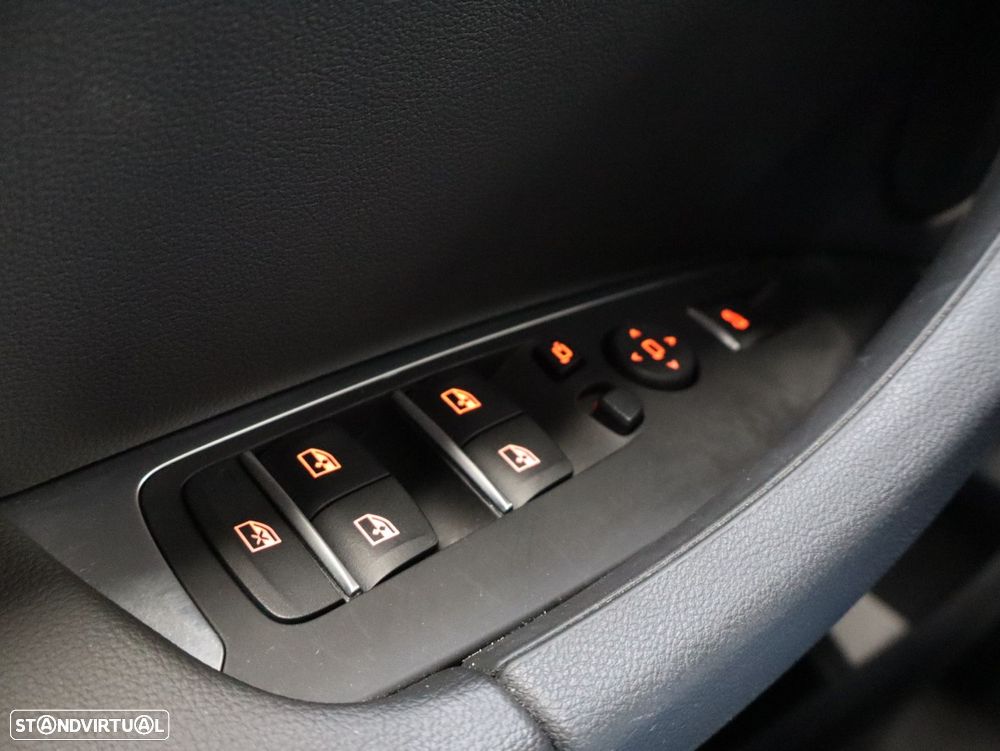 BMW X3 20 i xDrive Pack M - 24