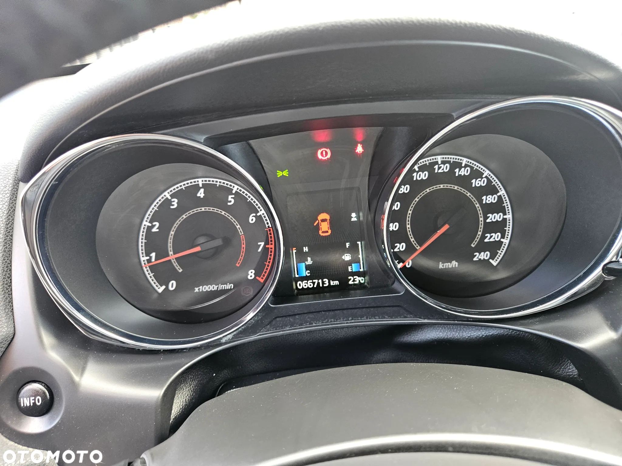 Mitsubishi ASX 1.6 Intense Plus Blue Edition - 8