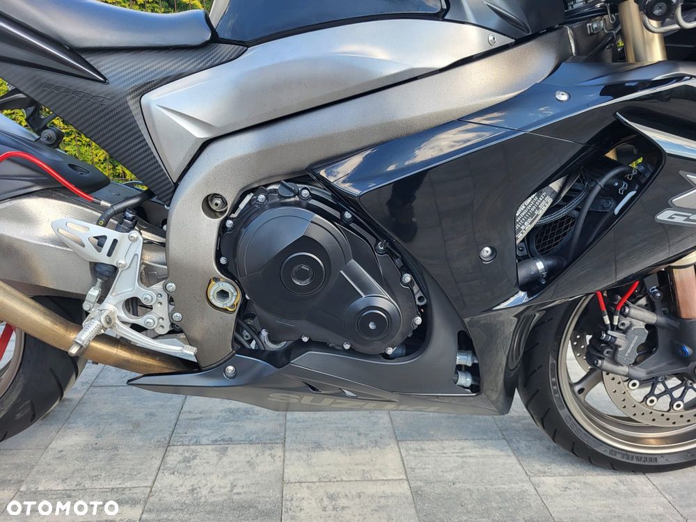 Suzuki GSX 1000 - 15