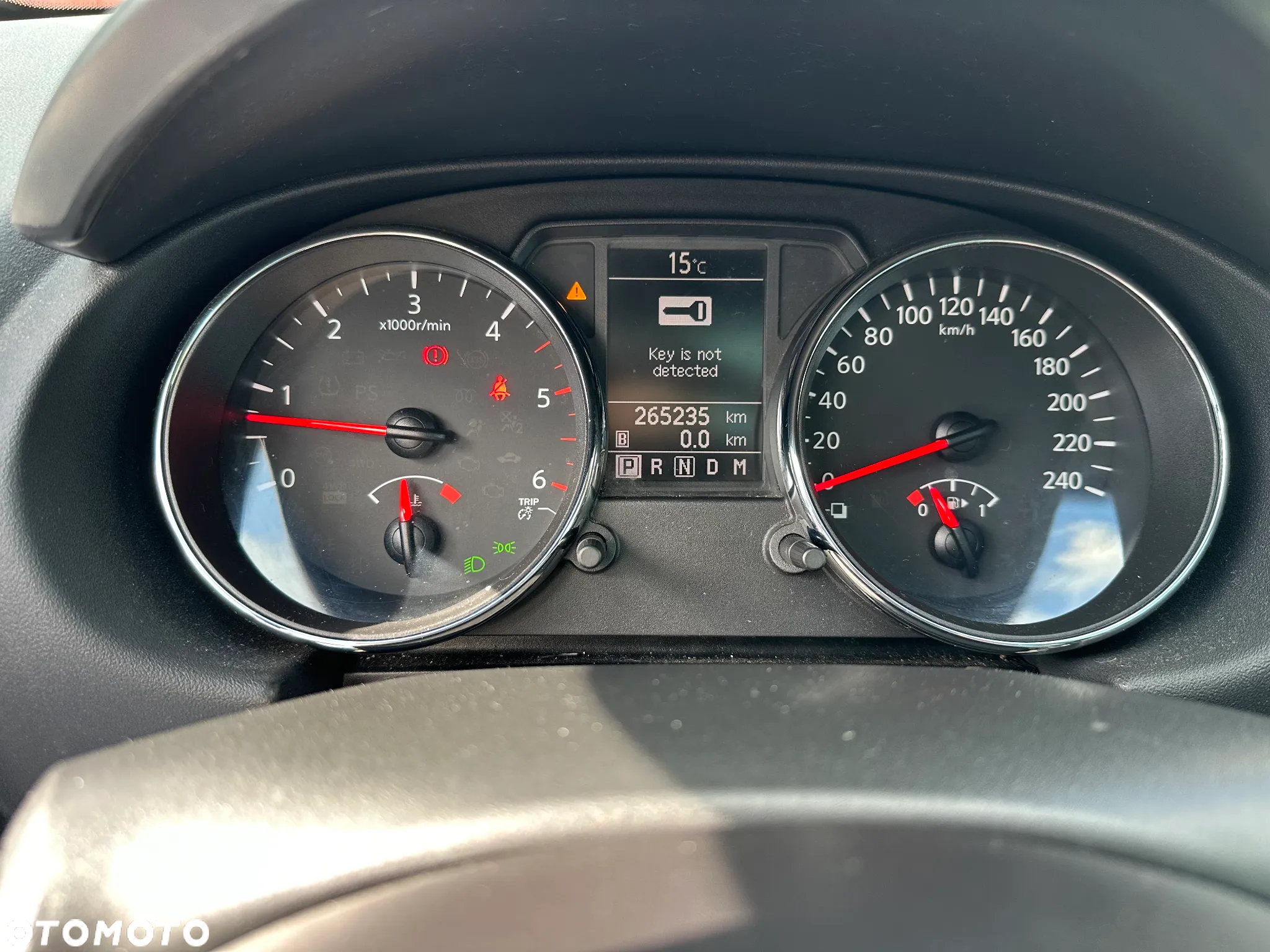 Nissan Qashqai 2.0 dCi 4x4 Tekna Premium - 17