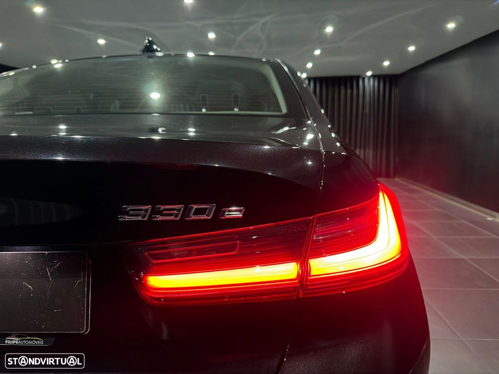 BMW 330 e Corporate Edition Auto - 37
