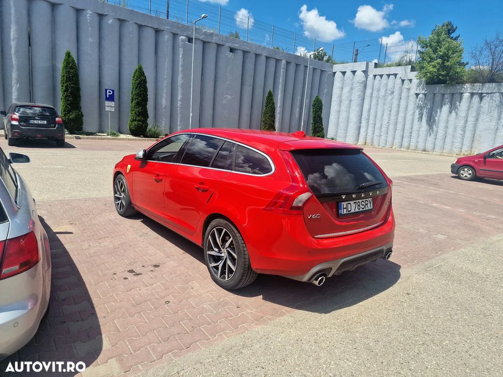 Volvo V60 D6 Twin Engine Geartronic RDesign - 10