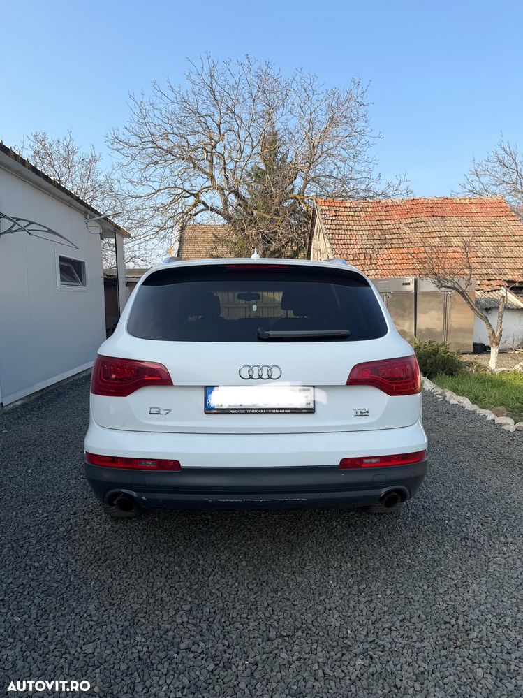 Audi Q7 3.0 TDI Quattro Tip - 3