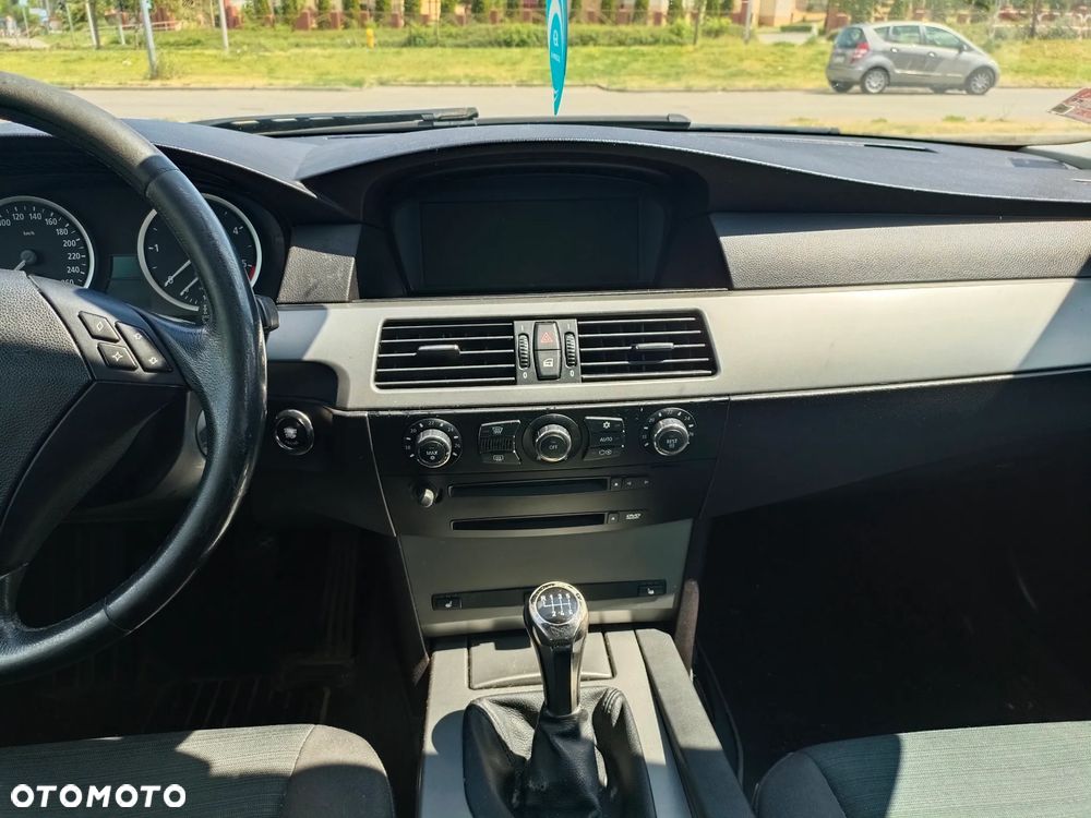 BMW Seria 5 - 8