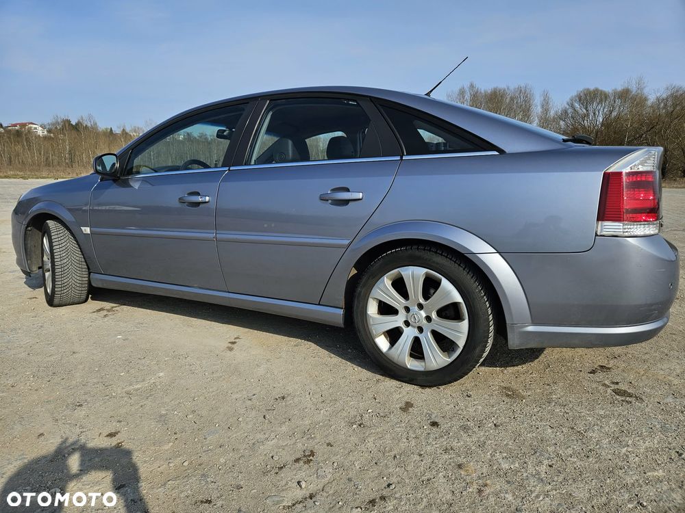 Opel Vectra 1.8 - 3