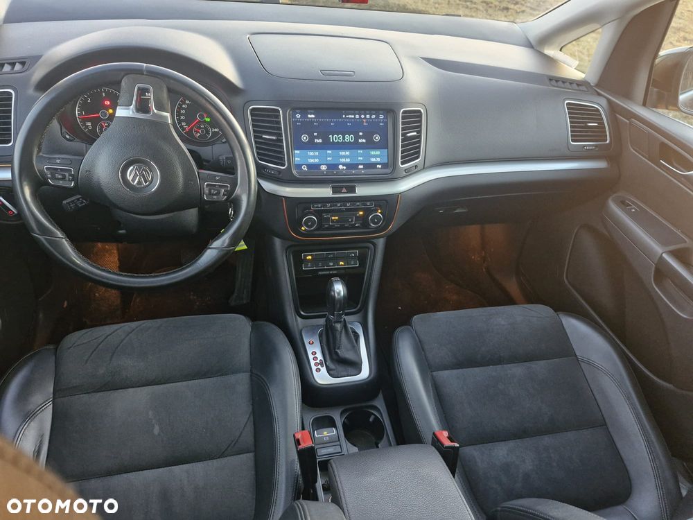Volkswagen Sharan - 11