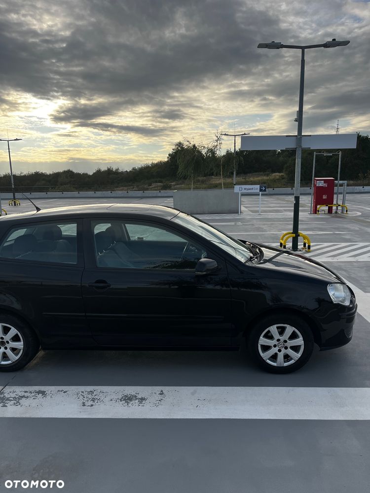 Volkswagen Polo 1.2 12V Comfortline - 4