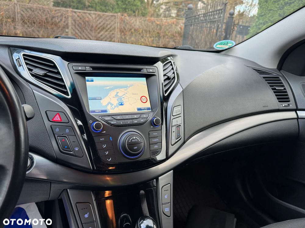 Hyundai i40 i40cw 1.7 CRDi Automatik Fifa World Cup Edition - 15