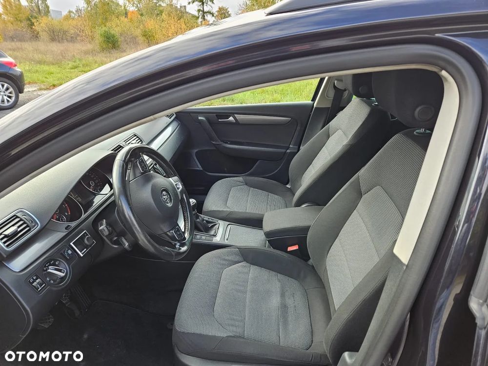 Volkswagen Passat 1.8 TSI Comfortline - 4