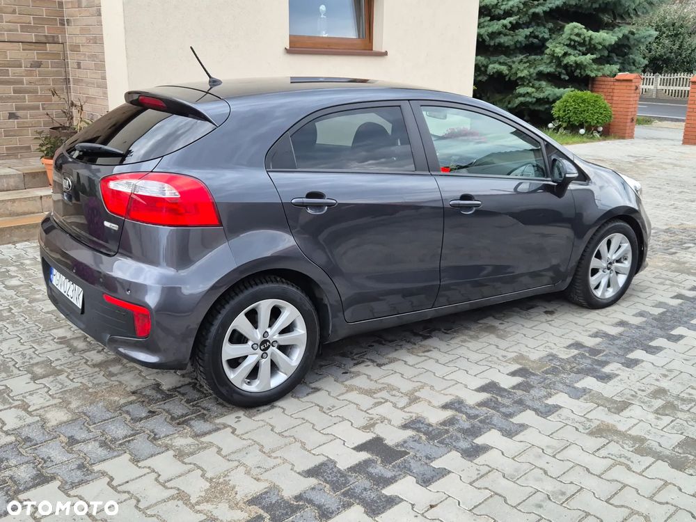 Kia Rio 1.2 Attract - 13