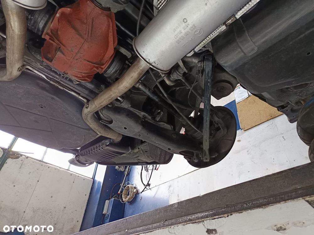 Mercedes-Benz CL - 36