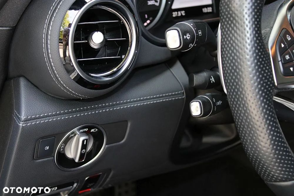 Mercedes-Benz AMG GT Standard - 15