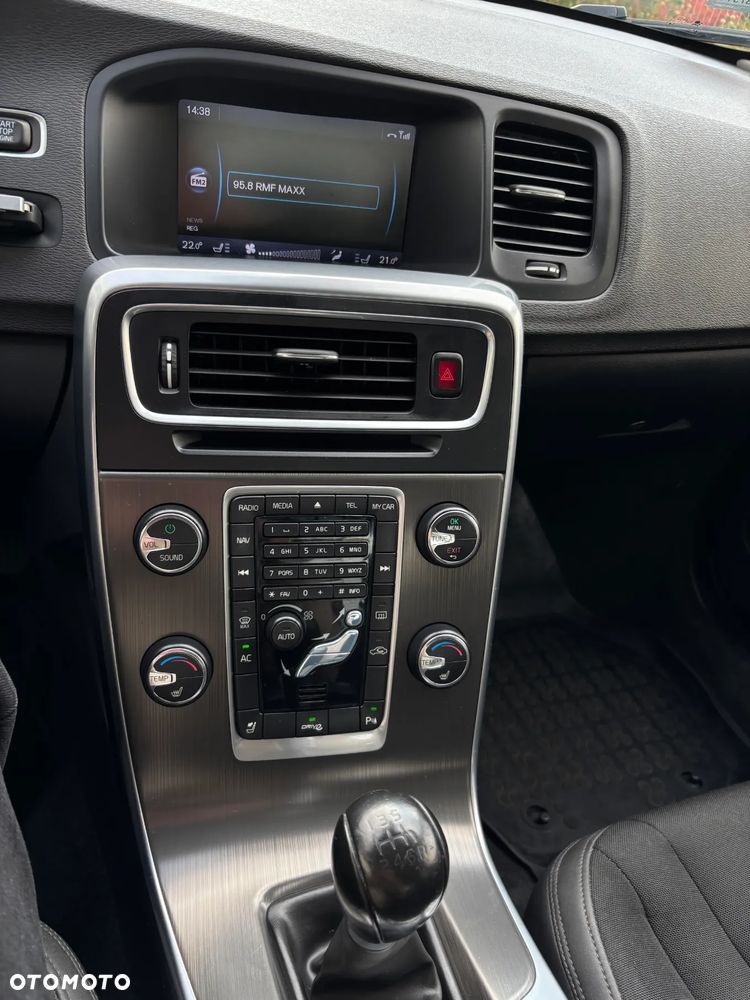 Volvo S60 D3 Momentum - 18