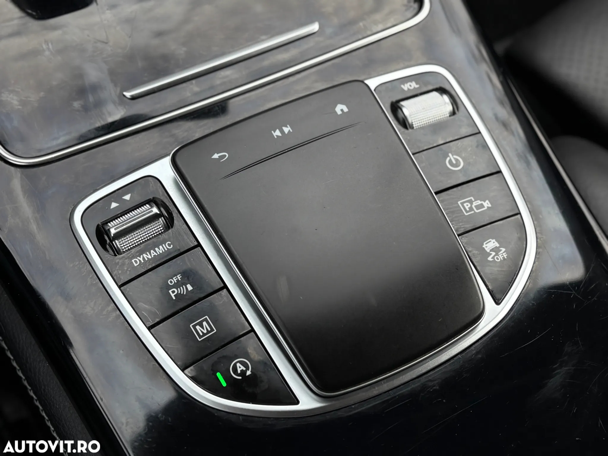 Mercedes-Benz GLC 220 d 4Matic 9G-TRONIC - 33