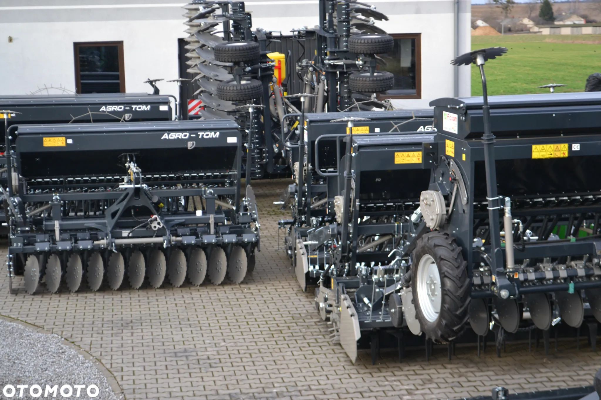 Agro-tom ATSN 3 Zestaw uprawowo-siewny - 1