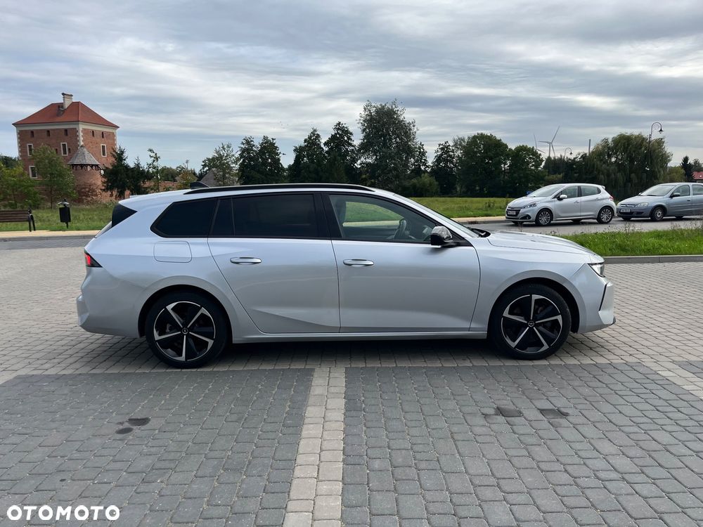 Opel Astra 1.5 D Automatik Edition - 11