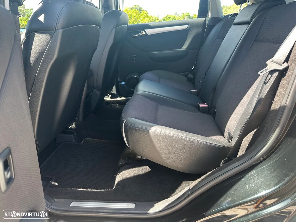 Mercedes-Benz B 200 CDI Autotronic - 24