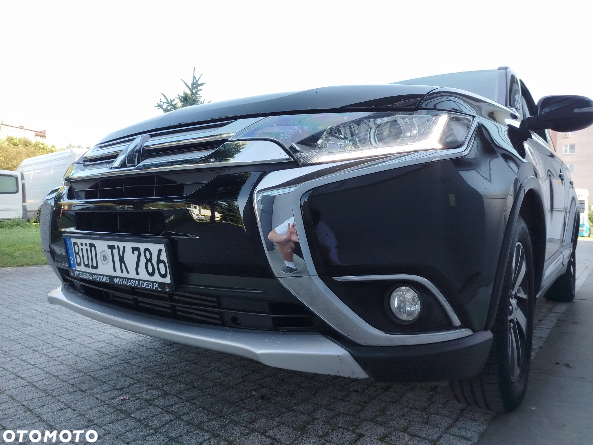 Mitsubishi Outlander 2.2 DI-D 4WD Automatik Diamant Edition - 29