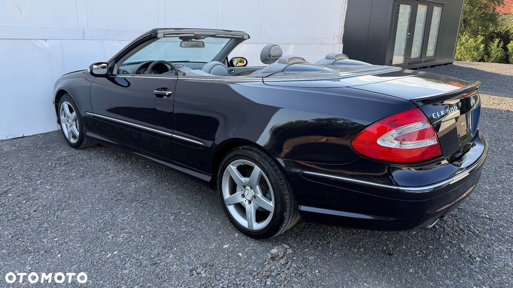 Mercedes-Benz CLK - 12