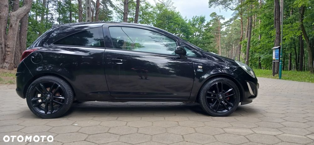 Opel Corsa 1.4 16V 150 Jahre - 15