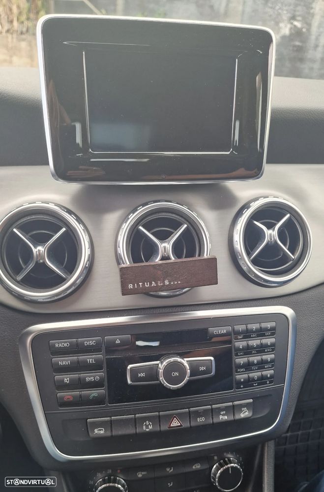 Mercedes-Benz GLA 220 CDI 4-Matic - 12