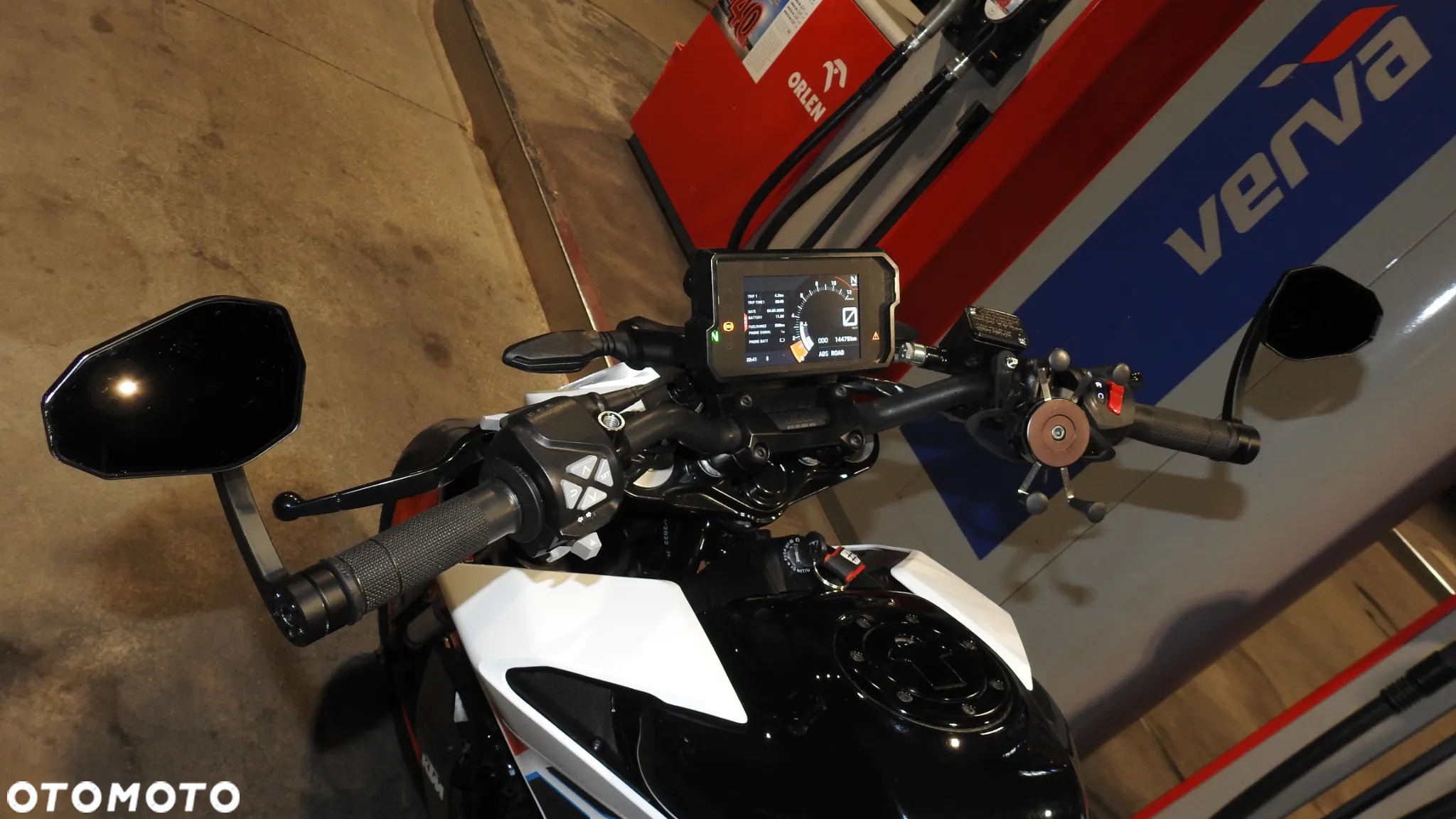 KTM Duke - 5