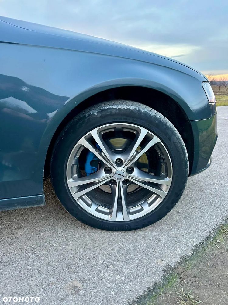 Audi A4 Limousine - 9