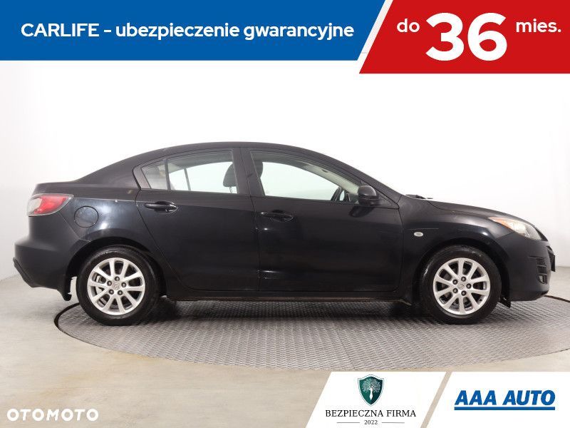 Mazda 3 - 8
