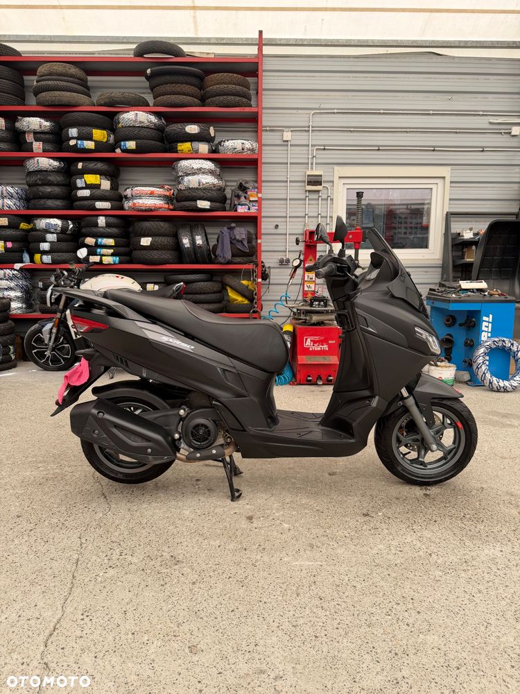 Aprilia SR - 9