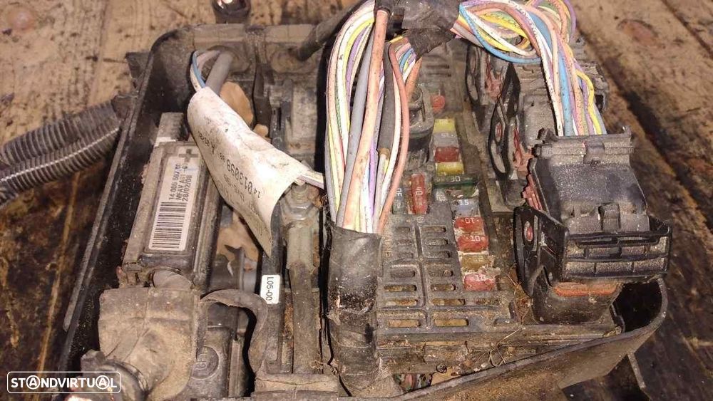 CAIXA RELÉS / FUSÍVEIS CITROEN JUMPY CAIXA/CHASSIS 2006 -6580ZE - 1