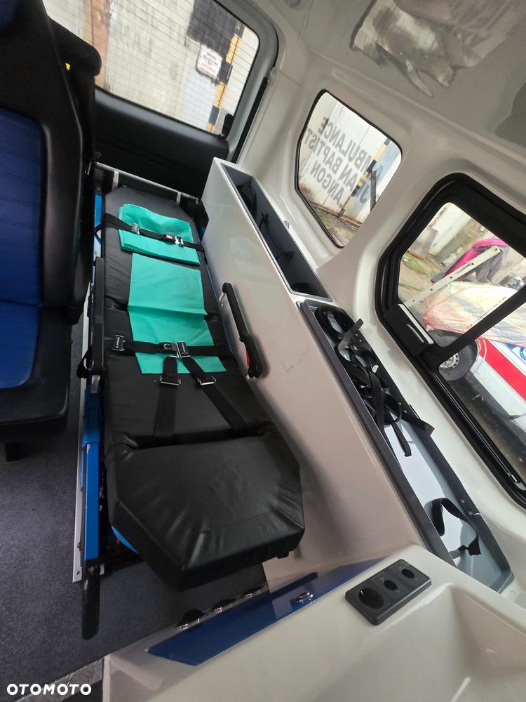 Opel Vivaro 1.6dci Karetka Ambulans Nosze - 10
