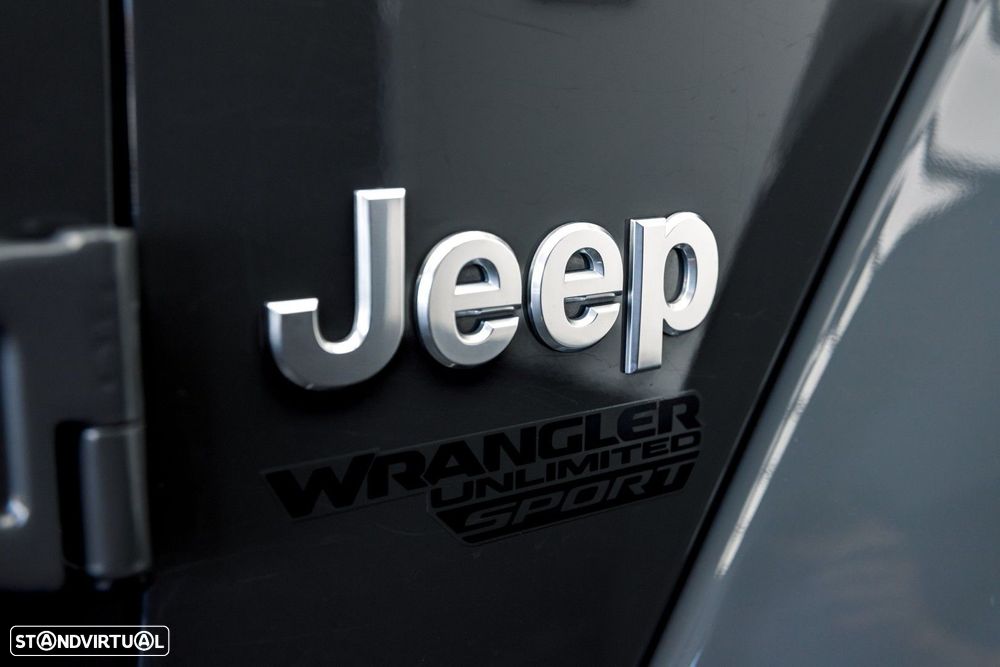Jeep Wrangler Unlimited 2.2 CRD Sport AT - 14