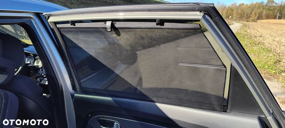 Kia Carens 1.7 CRDi Spirit - 25